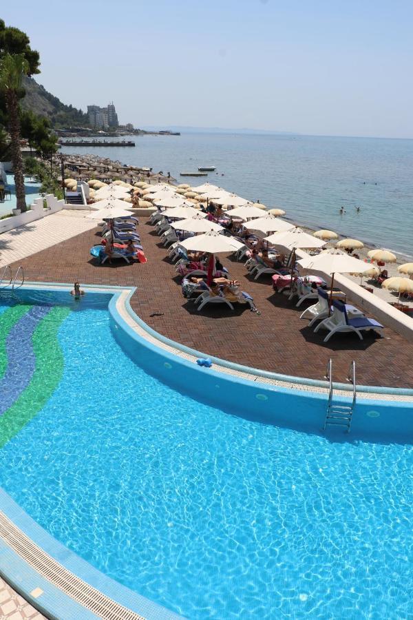 Costa Del Sol Hotel Durres Exterior photo