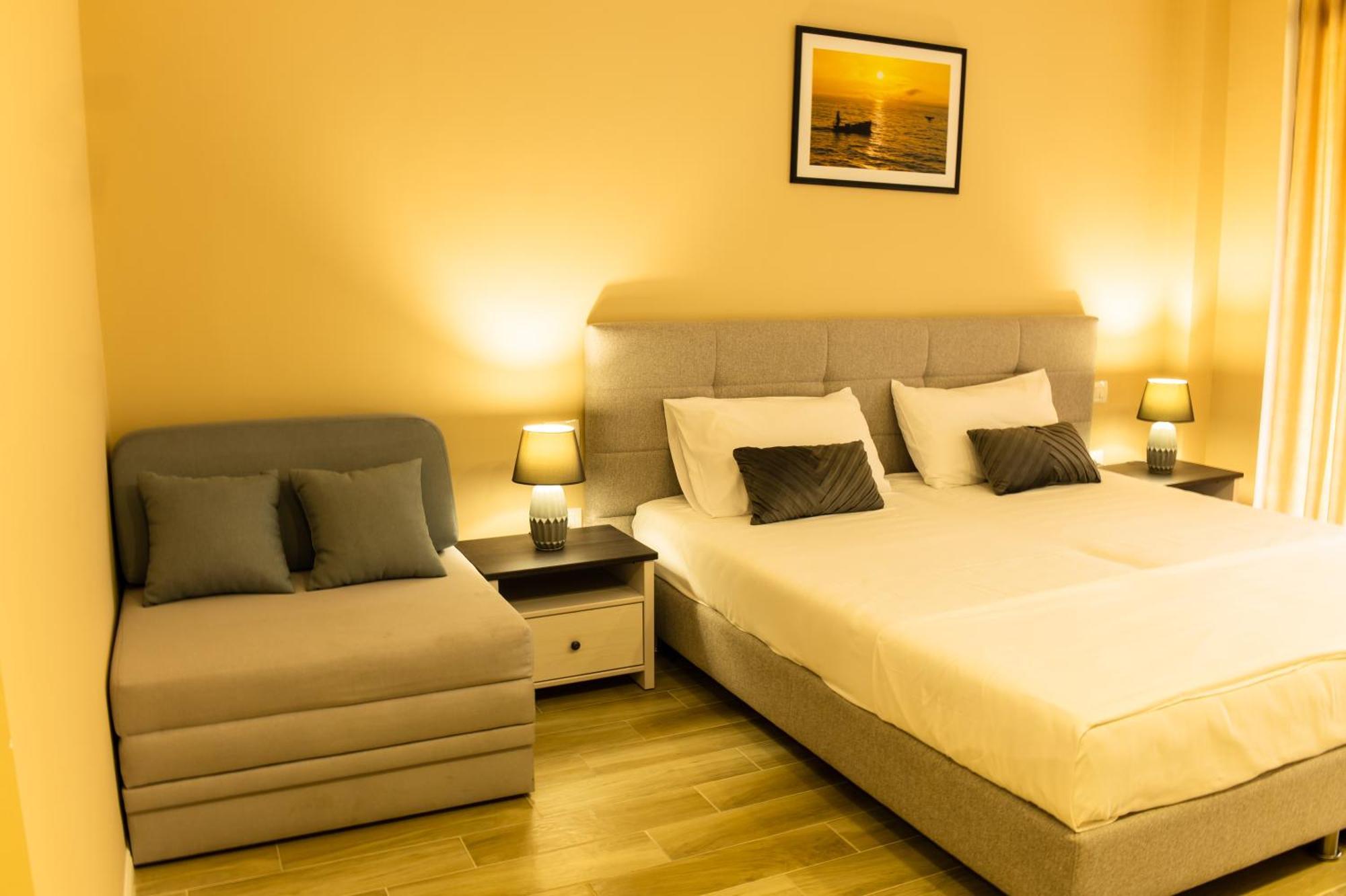 Costa Del Sol Hotel Durres Exterior photo
